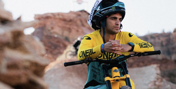 ¿Quién es el ciclista de montaña Adolf Silva?