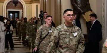 El juez impide que Trump envíe tropas de la Guardia Nacional a Oregón, por ahora