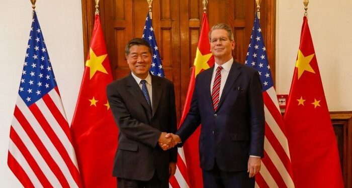 El oro sube y el mercado baja por los tuits arancelarios y las crisis globales