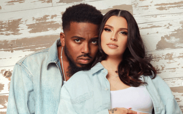 ¿Quiénes son la esposa y los hijos de Chandler Moore?