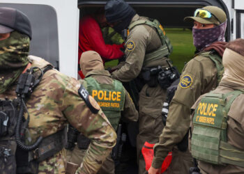 ICE secuestró a mi vecino a plena luz del día. Las consecuencias me dejaron aturdido.