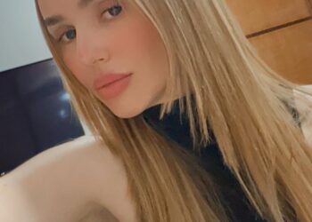 Retrato de la influencer Lidiane Aline Lorenço.