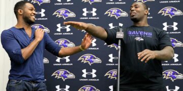 Jon Jones rinde emotivo homenaje al difunto hermano Arthur Jones