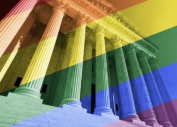 Edificio de la Corte Suprema de Estados Unidos con superposición de bandera arcoíris