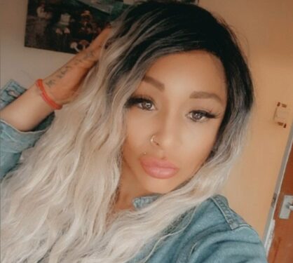 Clara Wilson, también conocida como Kardi Cee, modelo de Onlyfans.