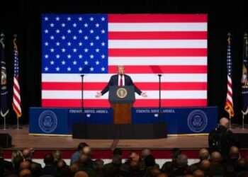 Las encuestas muestran que los estadounidenses rechazan la amenaza de Trump de militarizar las ciudades estadounidenses