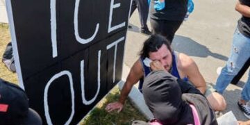 Los críticos dicen que un informe demuestra que Trump está ordenando al Departamento de Justicia que procese a sus enemigos políticos