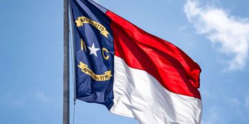 Los republicanos de Carolina del Norte aprueban nuevos mapas manipulados antes de las elecciones intermedias