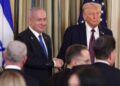 El presidente Donald Trump da la mano al primer ministro israelí Benjamin Netanyahu al final de una conferencia de prensa conjunta en la Casa Blanca el 29 de septiembre de 2025.