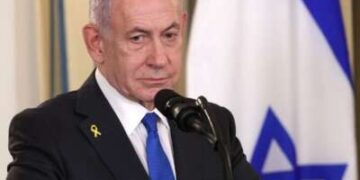 El primer ministro israelí, Benjamin Netanyahu, participa en una conferencia de prensa conjunta con el presidente estadounidense Donald Trump en el comedor estatal de la Casa Blanca el 29 de septiembre de 2025 en Washington, DC.