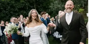 ¿Quién es Alana Hadid, marido, Ross Williams?