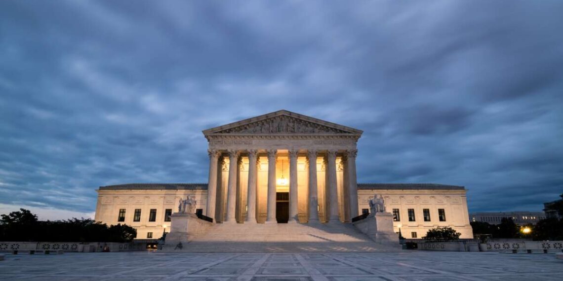 SCOTUS ha dictado fallos favorables a Trump en el 90 por ciento de los casos, según un informe