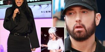 Salt Bae admite que su nuevo y glamuroso restaurante en Ibiza está plagado de apestosos PONG días después de anunciar pérdidas agobiantes de £5,4 millones en el Reino Unido