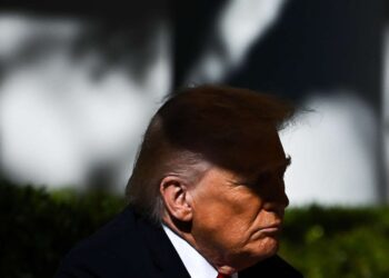 Se informa que el candidato de Trump lanzó insultos y dijo que tiene una “racha nazi” en un chat filtrado