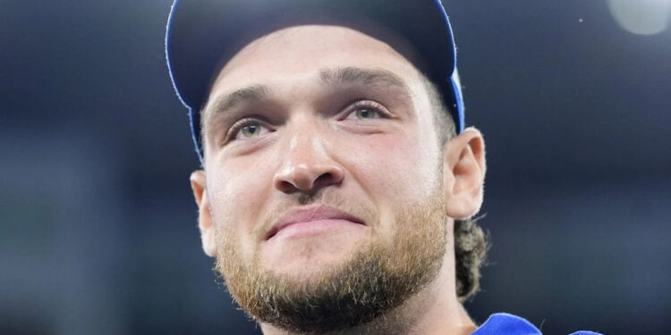 Quién es Trey Yesavage de los Azulejos y qué saber sobre su meteórico ascenso con la selección de Canadá