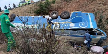 Varios muertos en un accidente de autobús en una región montañosa de Sudáfrica