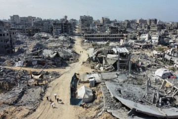 Tropas británicas desplegadas en Israel para monitorear el acuerdo de alto el fuego en Gaza mientras Hamás devuelve los cuerpos de dos rehenes más