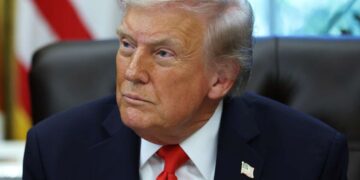 Trump afirma que el Departamento de Justicia le debe 230 millones de dólares por investigaciones pasadas sobre él