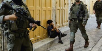 Trump promete poner fin a la ayuda si Israel se anexa Cisjordania, ignorando la anexión en curso