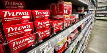 Tylenol Maker dijo en correos electrónicos internos evidencia de enlace al autismo 'empezando a sentirse pesado'
