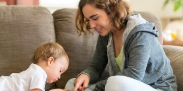 Una urraca chillona me noqueó y me rompió el cuello en un ataque de terror.