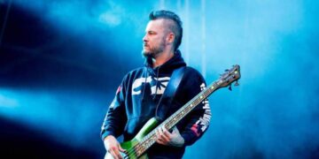 ¿Cuál es el patrimonio neto actual de Sam Rivers?