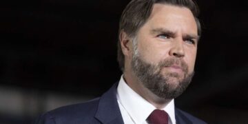 Vance resta importancia a los textos de odio de los jóvenes republicanos calificándolos de “niños” que hacen cosas estúpidas