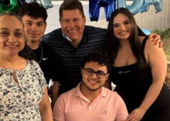 Periodista Mario Guevara.