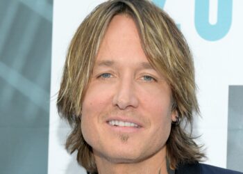 ¿Cuánto es el patrimonio neto de Keith Urban Net