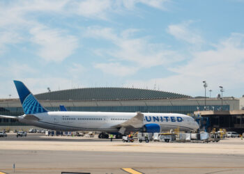 40 aeropuertos verán vuelos reducidos debido al cierre: lo que debe saber