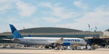 40 aeropuertos verán vuelos reducidos debido al cierre: lo que debe saber