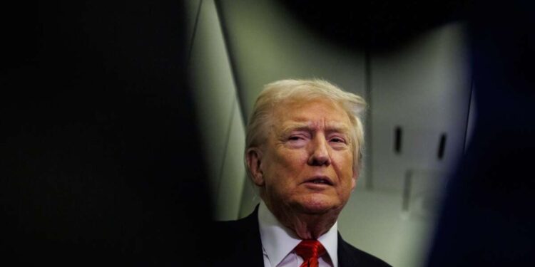 Alto abogado del Departamento de Justicia afirma que Trump no necesita la aprobación del Congreso para los ataques contra embarcaciones