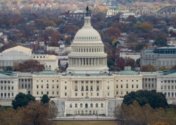 Cámara de Representantes aprueba proyecto de ley para publicar archivos de Epstein