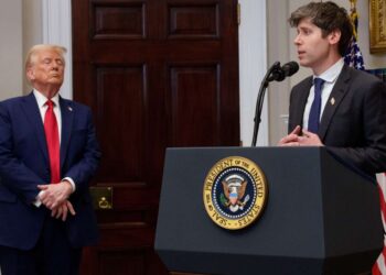 Con el respaldo del gobierno de las grandes empresas tecnológicas, ¿OpenAI se ha vuelto “demasiado grande para quebrar”?