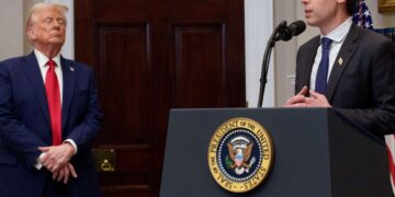 Con el respaldo del gobierno de las grandes empresas tecnológicas, ¿OpenAI se ha vuelto “demasiado grande para quebrar”?