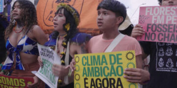 Decenas de miles de personas se unen a la protesta liderada por indígenas en la COP30 exigiendo una acción urgente