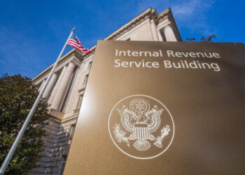 El IRS aumenta los límites de contribución 401(k) para 2026 a medida que entran en vigor los ajustes por costo de vida