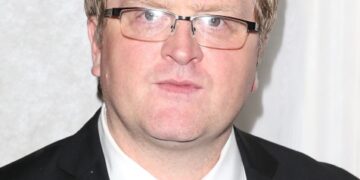 Opción de fotografía para promocionar "juramento" Con los chicos del parque de casas rodantes