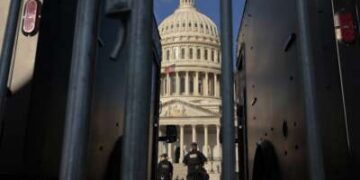 El Centro de Visitantes del Capitolio de EE. UU. en Washington, DC, está cerrado a los visitantes durante el cierre del gobierno federal, el 1 de octubre de 2025.