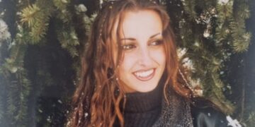 Escapé de una repugnante pandilla sexual que conspiraba para vender mi virginidad y mis órganos... sólo para ser sumergido en un infierno aún más oscuro.