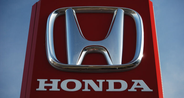 Honda retira del mercado 406.000 vehículos Civic por riesgo de que se desprendan ruedas