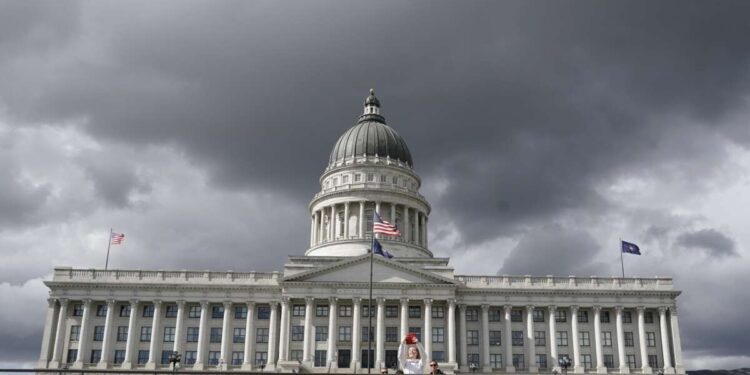 Juez de Utah puede enfrentar un juicio político después de dictaminar que los mapas republicanos fueron manipulados
