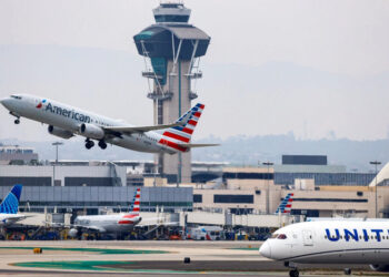 La FAA pondrá fin a la orden de reducción de vuelos y regresará a las operaciones normales el lunes por la mañana