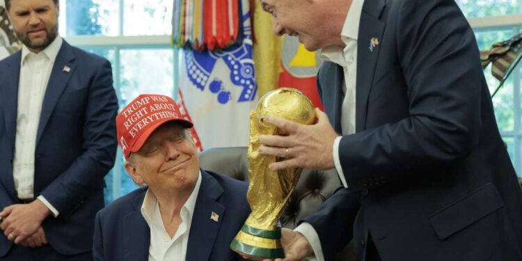 La FIFA anuncia un nuevo “Premio de la Paz”, semanas después de que Trump no lograra ganar el Premio Nobel