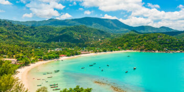 La oscura verdad detrás de la 'capital tántrica' del mundo, donde los hippies británicos persiguen el nirvana sexual y los gurús masculinos 'atraen a los estudiantes a la cama'