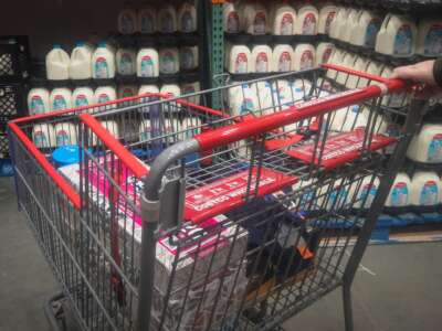 Las llamadas a la línea de ayuda 211 de Virginia Occidental se dispararon en un 1.680 por ciento en medio del retraso de SNAP