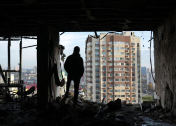 Líderes europeos y legisladores estadounidenses sopesan el plan de paz de Trump para Ucrania