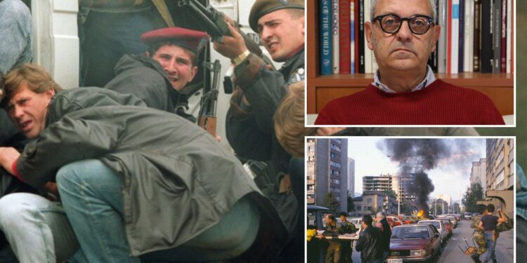 Un collage de imágenes que contiene 3 imágenes. La imagen 1 muestra a YUGOSLAVIA, SOLDADO BOSNIO Y FRANCOTIRADORES SERBIOS. La imagen 2 muestra al periodista y autor italiano Ezio Gavazzeni. La imagen 3 muestra la Guerra de Bosnia-Herzegovina. Bombardeo de Sarajevo, Se