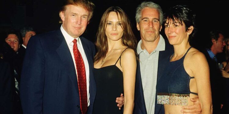 Los demócratas de la Cámara de Representantes dicen que Trump está ocultando la verdad mientras surgen nuevos correos electrónicos de Epstein