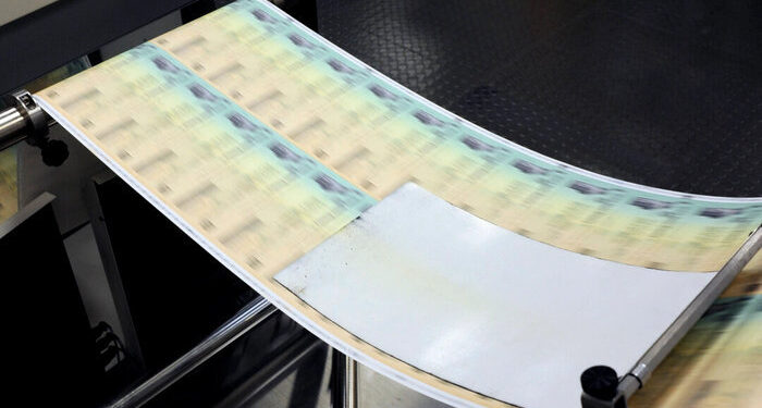 Los dividendos arancelarios de 2.000 dólares respaldados por Trump podrían costar 600.000 millones de dólares al año, dice un grupo